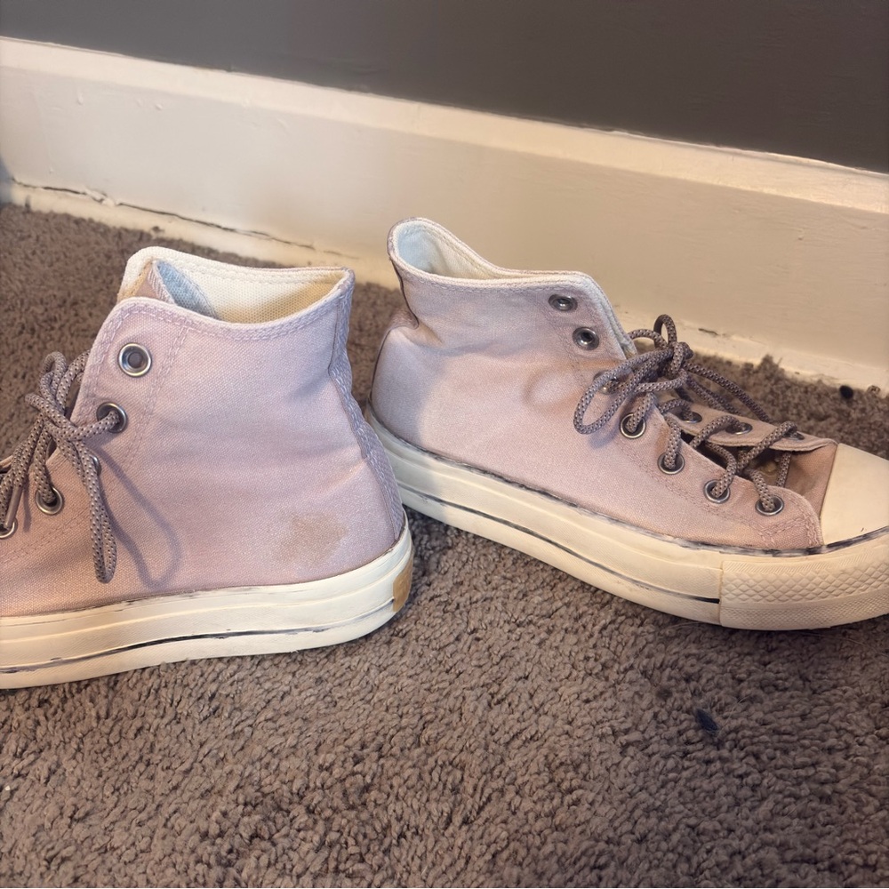 Converse‎ Chuck Taylor All Star High Tops | Women’s 8 | Light Lavender - Picture 4 of 8